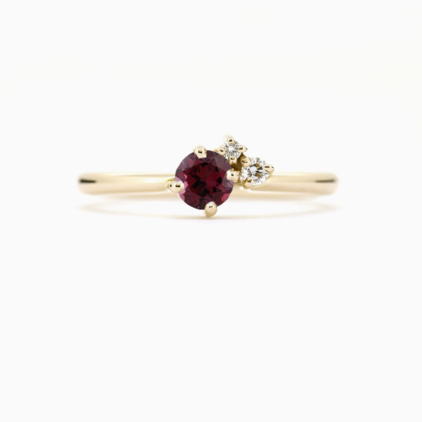 1200x1200_134217_Cerise sormus Rubiini ruby valkokulta engagement ring diamonds 1200x1200_134217_Cerise sormus Rubiini ruby valkokulta engagement ring diamonds