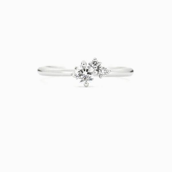 1200x1200_47045_Cerise sormus kirkas timantti valkokulta engagement ring diamonds_2 1200x1200_47045_Cerise sormus kirkas timantti valkokulta engagement ring diamonds_2