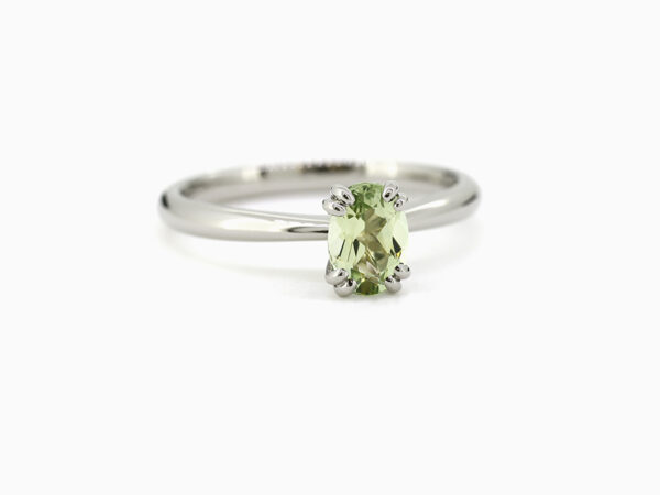 Cerise Glow- Solitaire Ring with Custom Lab Grown Gemstone (Kopio) (Kopio)